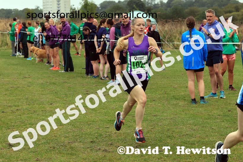 Senior Women and Veterans Relay, 2024 Sunderland XC Relays.  Photo: David T. Hewitson/Sports for All Pics